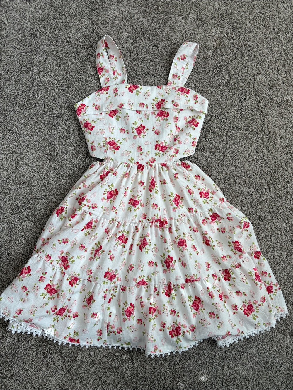 10/12Girls White Floral Sundress with Pink Rose Print-cut out sides